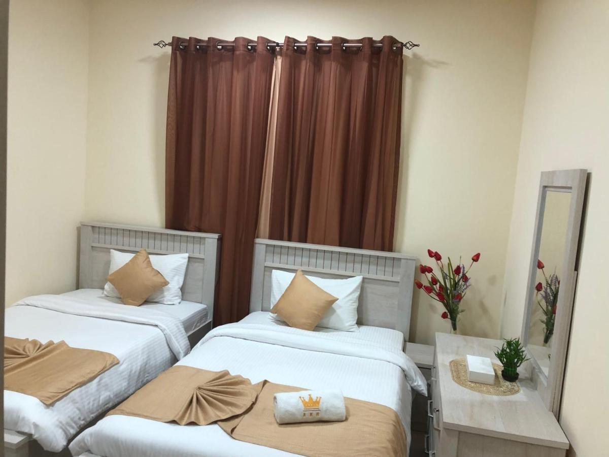 Al Khaleej Plaza Furnished Apartments Llc Adschman Exterior foto