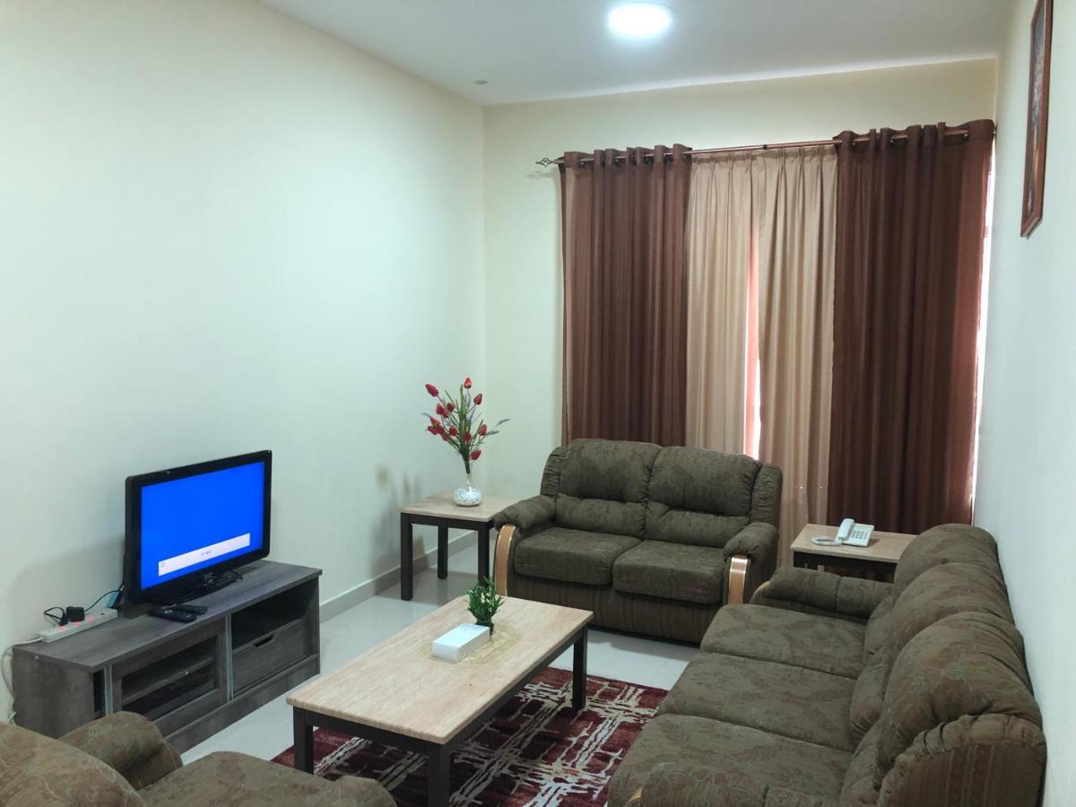 Al Khaleej Plaza Furnished Apartments Llc Adschman Exterior foto